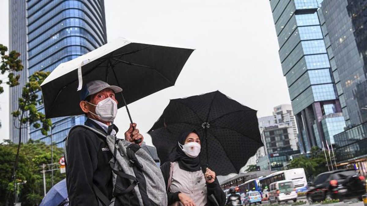 ronyme : Le temps de Jakarta aujourd'hui : De faibles chutes et de faibles pluies dans certaines régions