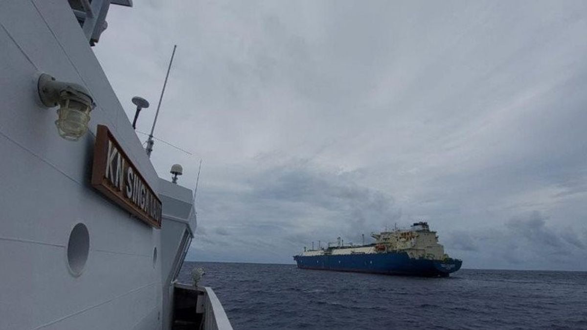 Bakamla Expels Greek Ships Passing By In Maluku Waters, Orders To Change Direction To Australia