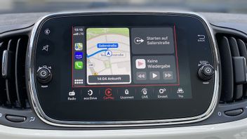 Di AS, Kini Bisa Beli Bensin dari Dashboard Mobil Berkat Apple CarPlay