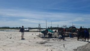 Polisi Tangkap 6 Orang Penambang Illegal Biji Timah di Bangka Barat