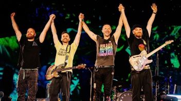 Coldplay Akhiri Sengketa Hukum dengan Eks Manajer