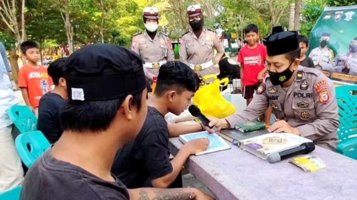 Cuma Disuruh Ngaji dan Bonus Bahan Pokok, Hukuman Buat Pelaku Balap Liar di Bulukumba Saat Ramadan Ini