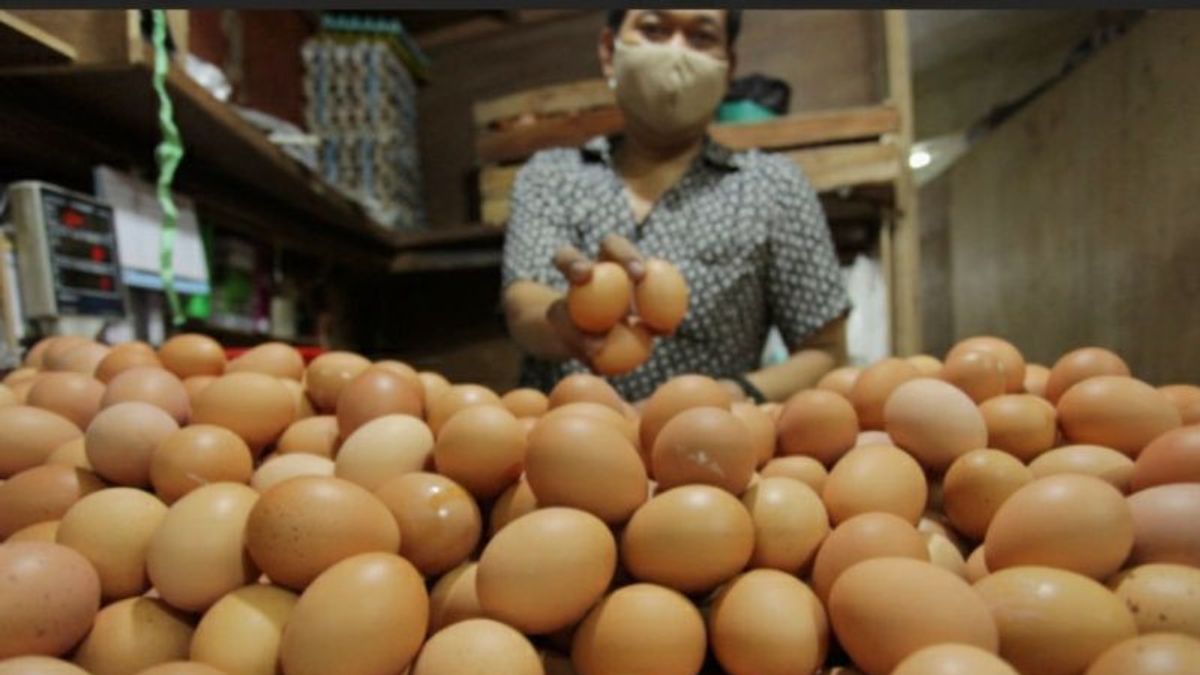 巴淡岛传统市场的鸡蛋价格上涨了20%，交易者：我卖了7年，这是最高价格