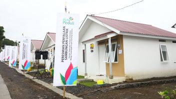 Khofifah Inaugurated Electricity Turning On 1,951 Permanent Residential Residents (Huntap) Affected Semeru