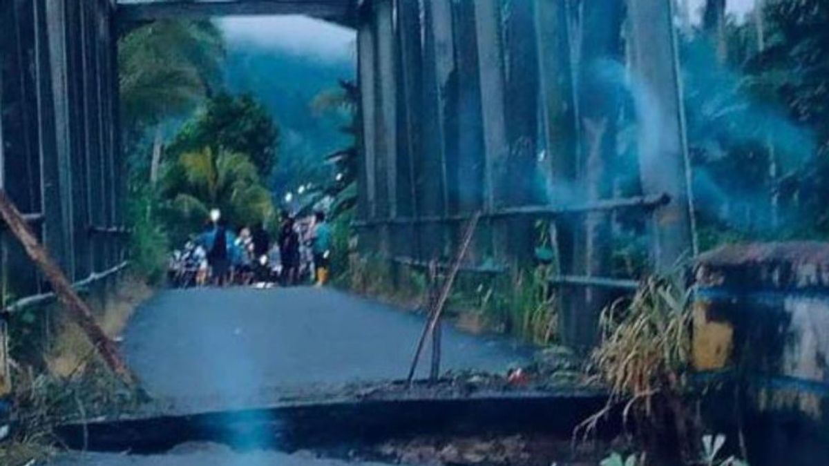 Deux ponts à Mengkang Bolmong se sont brisés par les inondations