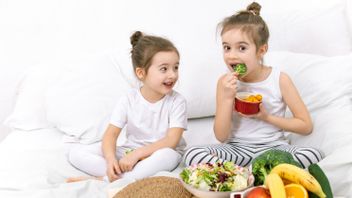 10 Nutrients In Food That Are Important For Child Growth