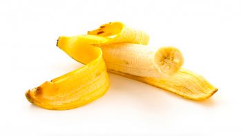 Don't Throw It Away, 4 Benefits Of Banana Skin For Health