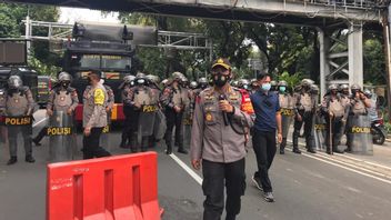 Rizieq Liberation Demonstration At The Palace, Central Jakarta Police Chief: I Remind You, Disband Yourself Immediately