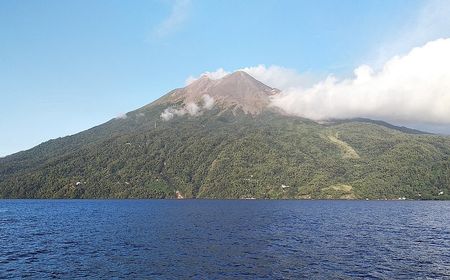 Warga Diminta Waspadai Guguran Lava Gunung Karangetang