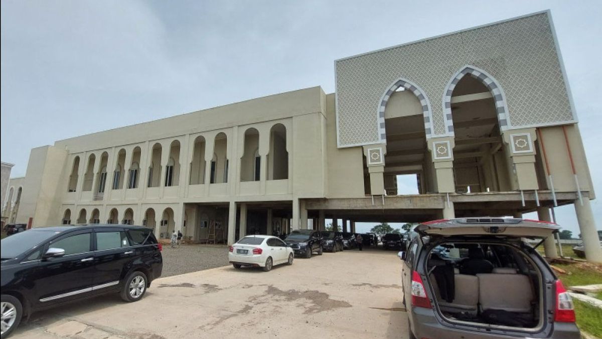 印德拉马尤朝觐宿舍的建设完成，PDIP立法者Selly Gantina：朝觐服务改革的势头