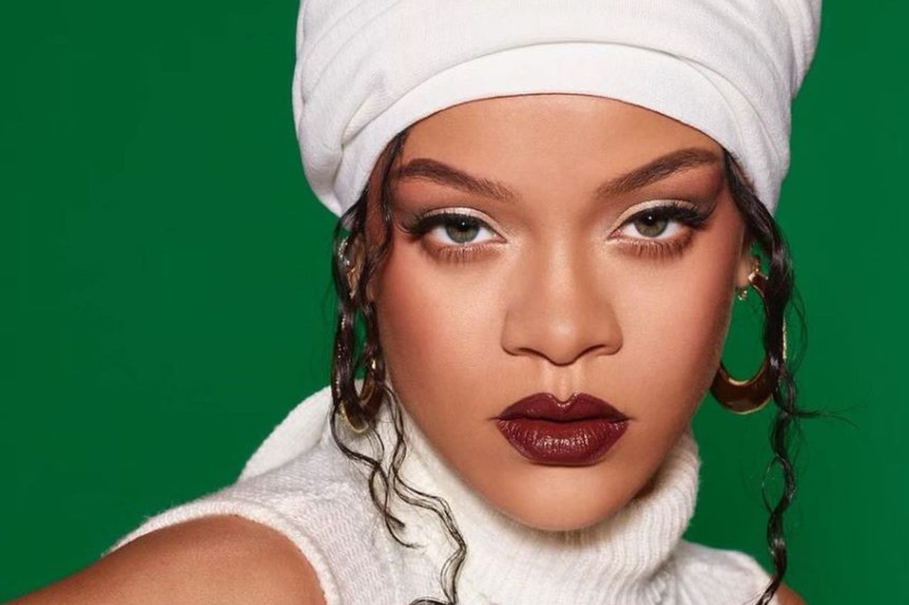 Rihanna Super Bowl Setlist Is On 39th Version, New Music Is 'Weird'