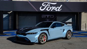Ford Tempts Muscle Car Lovers, Preparing A Mustang with Hybrid Technology?
