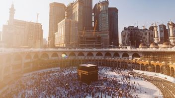 Lebih Panas Dibanding Tahun 2019, Suhu di Saudi Tembus 45 Derajat, Calon Haji Diimbau untuk Tidak Tunda Minum Air