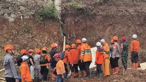 Kecelakaan Kerja Sebabkan Longsor di Jatinangor, Pekerja Tewas Tertimbun