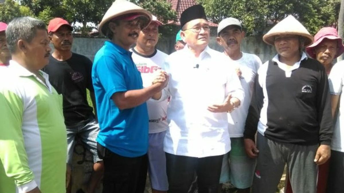 Laporan Terhadap Ruhut Gara-gara Unggah Foto Anies Baswedan dengan Baju Adat Papua Masih Dipelajari Polda Metro