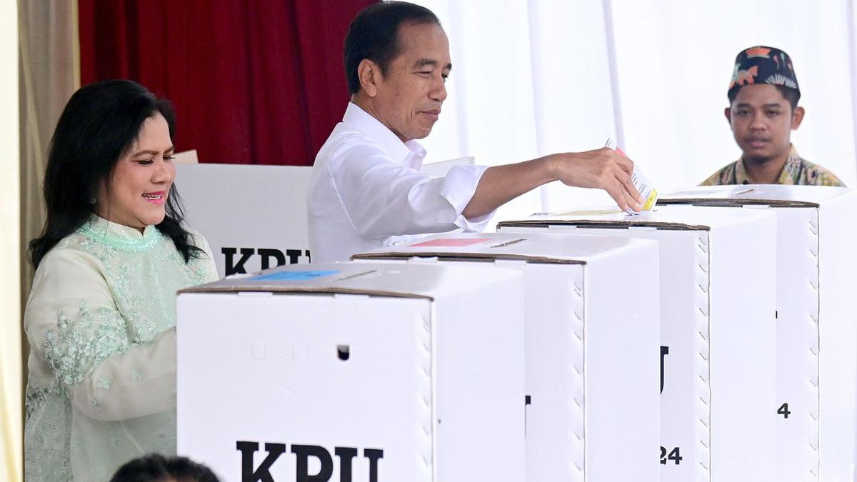 Reconnaissez le compte rapide scientifique, Jokowi reste à la recherche des gens attendant les résultats officiels de la KPU