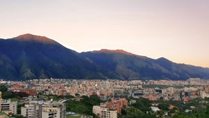 Maskapai Ramai-ramai Batalkan Penerbangan ke Venezuela Buntut Ketegangan AS-Caracas