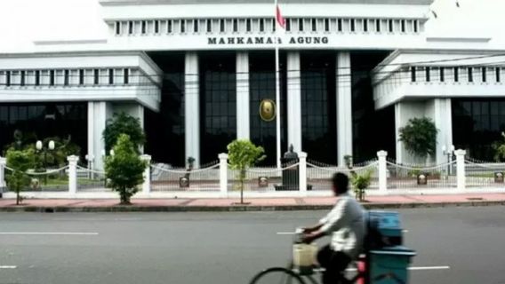 MA Tolak Kasasi Terdakwa Pencucian Uang Hasil Tipu Investor di Lombok Timur NTB