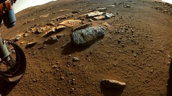 من الصخور اثنين التي تم جمعها، ناسا يكشف بنجاح تاريخ المريخ