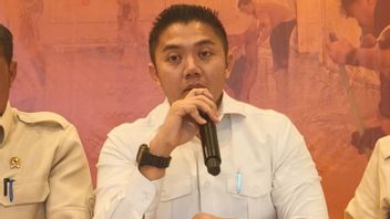 Seskab Singgung Pihak-pihak yang Minta Status Bencana Nasional, Tegaskan Pemerintah Kerja Keras Bantu Korban