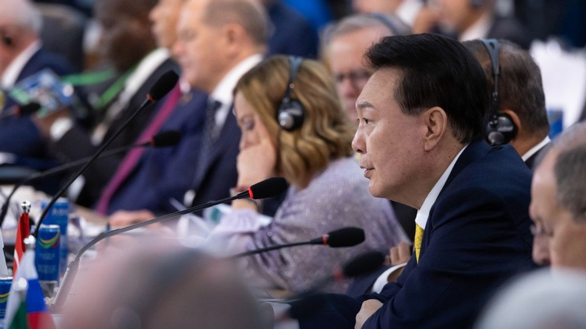    Presiden Korsel yang Dimakzulkan Jalani Sidang Perdana Kasus Pemberontakan Darurat Militer