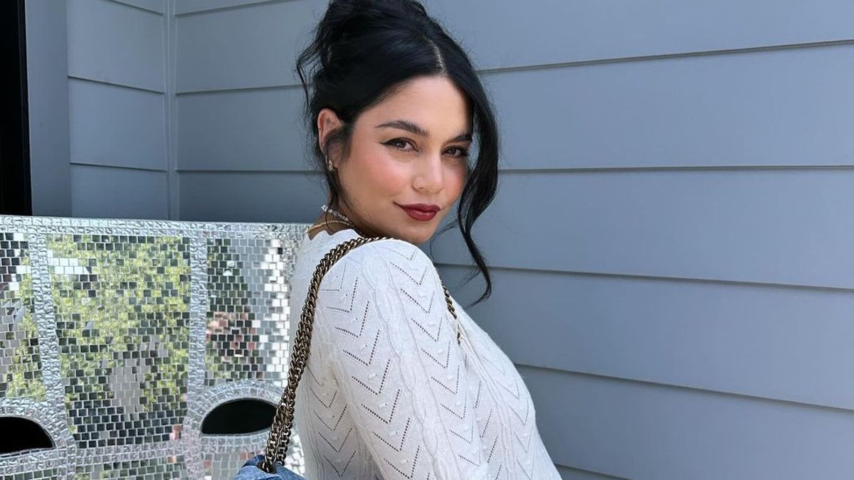 Vanessa Hudgens vient d'accoucher du paparazzi à l'hôpital