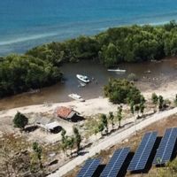 Hibah PLTS Sumenep ke Pemda, PLN Siap Suplai Listrik Bersih Bagi 2.000 KK