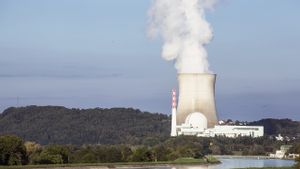 Gelombang Udara Panas Bikin Produksi Tenaga Nuklir Prancis Merosot