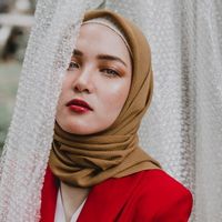 5 Jenis Kain yang Tepat Dijadikan Bahan Kerudung, Cocok untuk Pengguna di Negara Beriklim Tropis