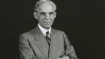 Henry Ford A Proposé Il Y A 100 Ans Une Monnaie énergétique Au Lieu De L’or.
