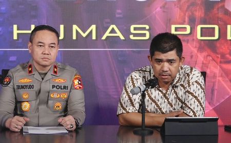 Densus 88 Sita Airsoft Gun Hingga Kimia Peledak Dari Penangkapan Dua Pendukung ISIS