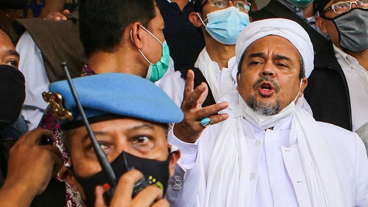 Police Seize Five Sympathizers Of Rizieq Shihab For Surrounding And Taking Photos Of The East Jakarta Court
