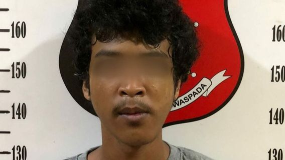 Meski Berambut Ikal Tapi Punya Panggilan 'Botak' dan Dia Kurir Online Shop yang Jadi Otak Tawuran di Tambora