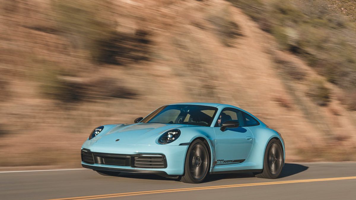 Porsche Sells 70,000 Vehicle Units In First Quarter Of 2024, 911 Still Selling