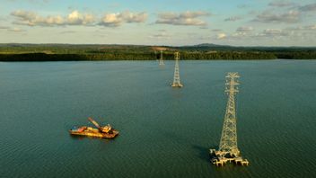 PLN 在 Sebuku Kaltim 海峡分配 150 KV SUTT，1，981 名客户终于享受 24 小时电力 