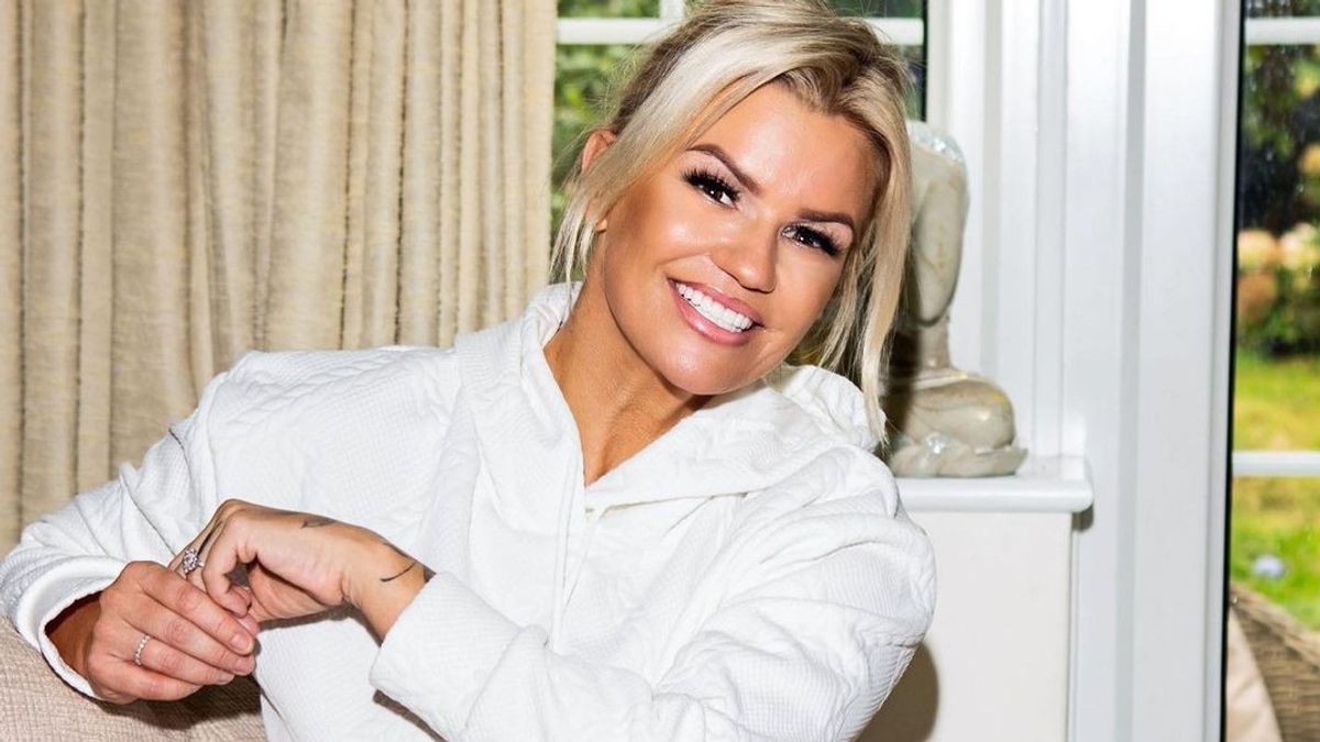 Kerry Katona Reveals Why Atomic Kitten Hired Her: My Breasts Are Beautiful, They Are 34DD