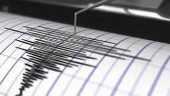 M 4.5 地震 袭击北苏门答腊尼亚斯