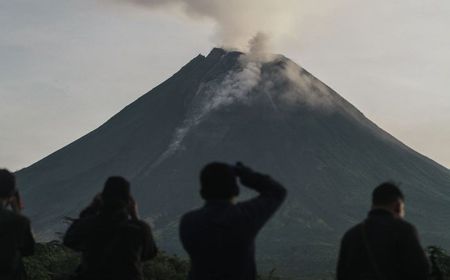 Meski Masih Level III, PVMBG Sebut Aktivitas Gunung Merapi Cenderung Menurun