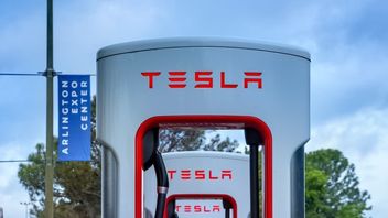 Tesla Buka Stasiun Pengisi Daya ke Semua Mobil Listrik, Uji Coba Dilakukan di Belanda