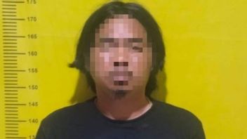 独奏茶店商人,西勒杜格的群众组织者被警方逮捕