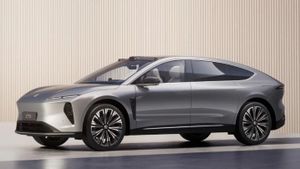 Nio Resmi Perkenalkan Mobil Listrik ET9, Mulai Dikirim Kuartal I 2025