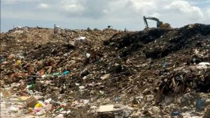    Gubernur Bali Minta Penutupan TPA Suwung Diundur hingga November