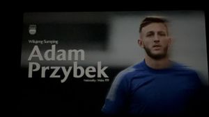 Persib Bandung Resmi Rekrut  Adam Przybek, Gantikan Mendosa Sebagai Kiper