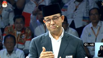 Anies Baswedan parle de l’État central à l’intersection, demandant aux jeunes de choisir sérieusement pour être président