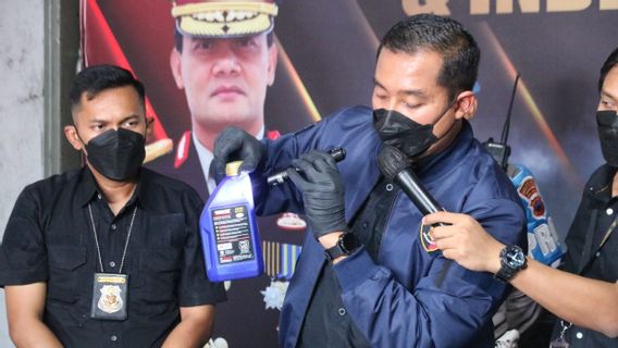 Bagaimana Bedakan Oli Palsu dengan yang Asli? Ini Penjelasan Polda Jateng Usai Gerebek Gudang Oli Beromzet Rp23 Miliar