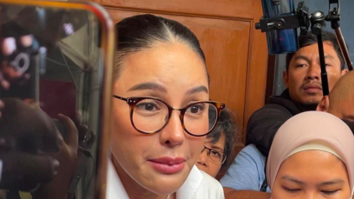 Prosecutor Rejects Exception, Nikita Mirzani's Extortion Case Trial Continues