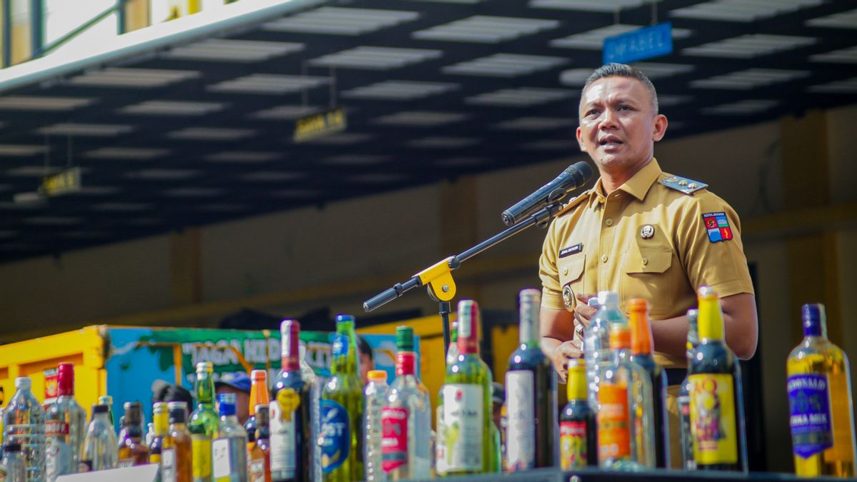 Waspada! Peredaran Miras Lewat Aplikasi Online Disorot Wakil Wali Kota