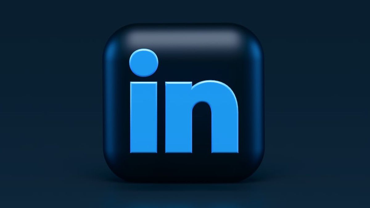 LinkedInのAI機能は、ユーザーが仕事を見つけるのを助けますが、その機能は何ですか?