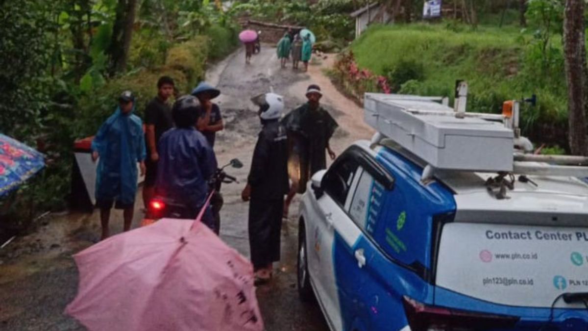 Banyumas Landslide, 6 People Buried And 1 Of Them Found Dead