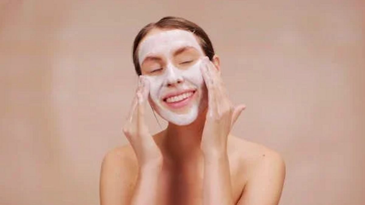 Ne le faites pas, c'est un effet secondaire sur le lavage du visage avec du savon de bain